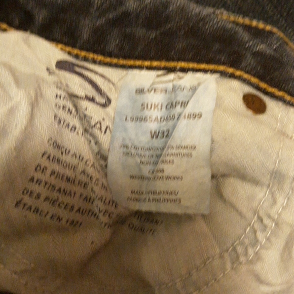 Silver Jeans - Picture 3 of 5